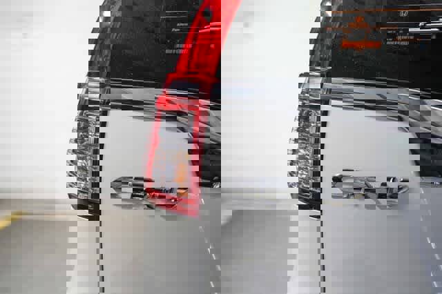 Used 2015 Honda CR-V LX image 11