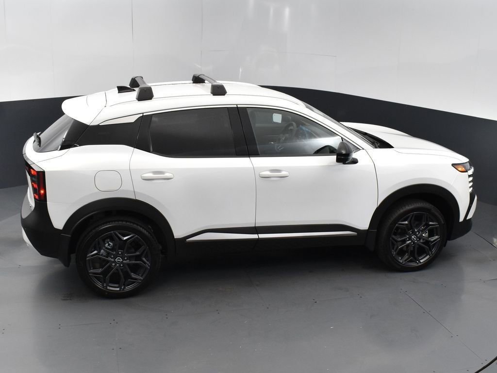 New 2026 Nissan Kicks SR w/ Illumination Package image 51