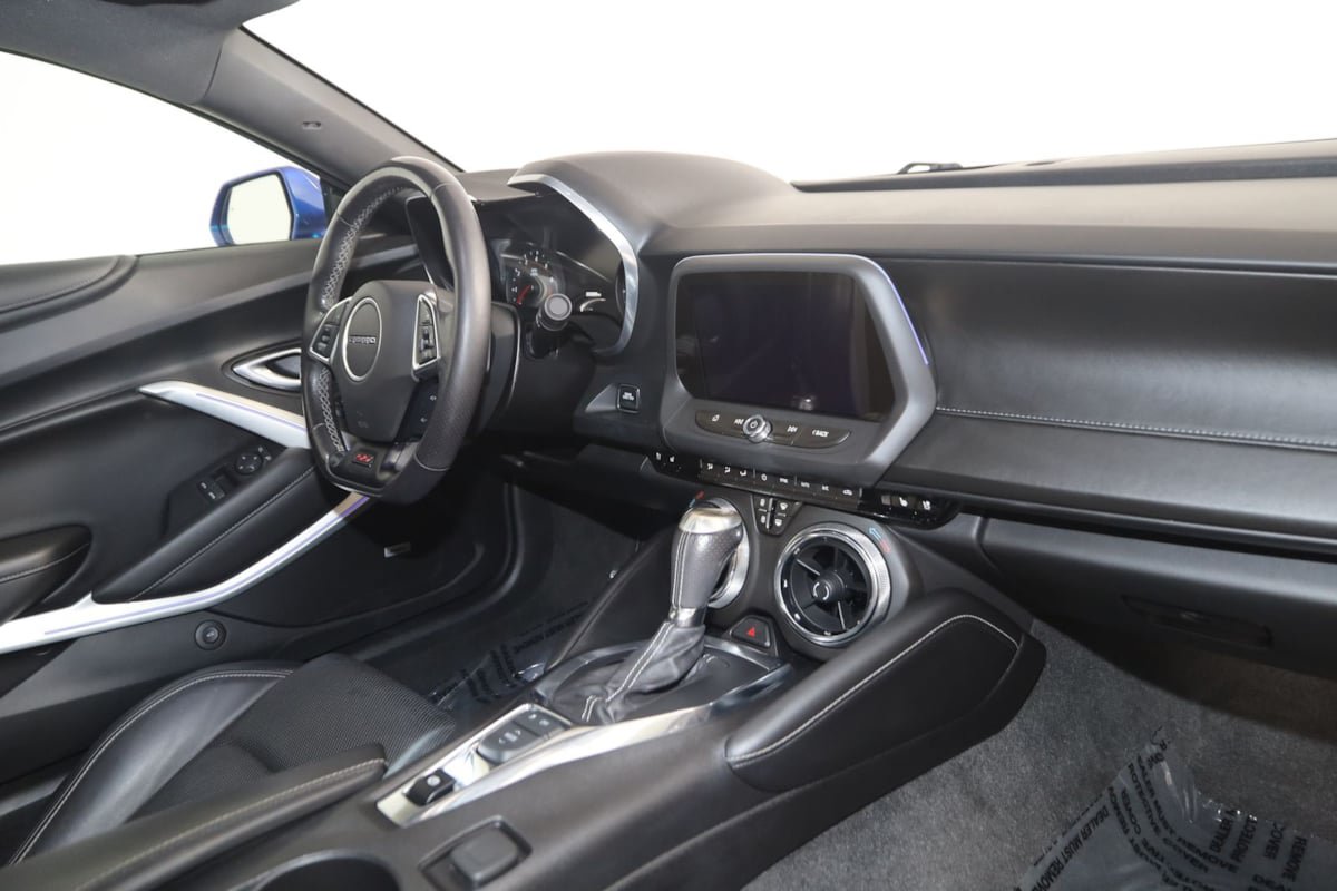 Used 2018 Chevrolet Camaro SS RWD image 55