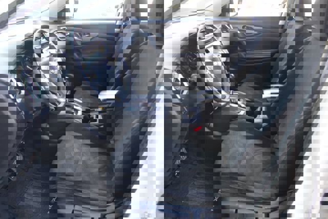 Used 2016 Nissan Rogue S AWD/4WD image 9