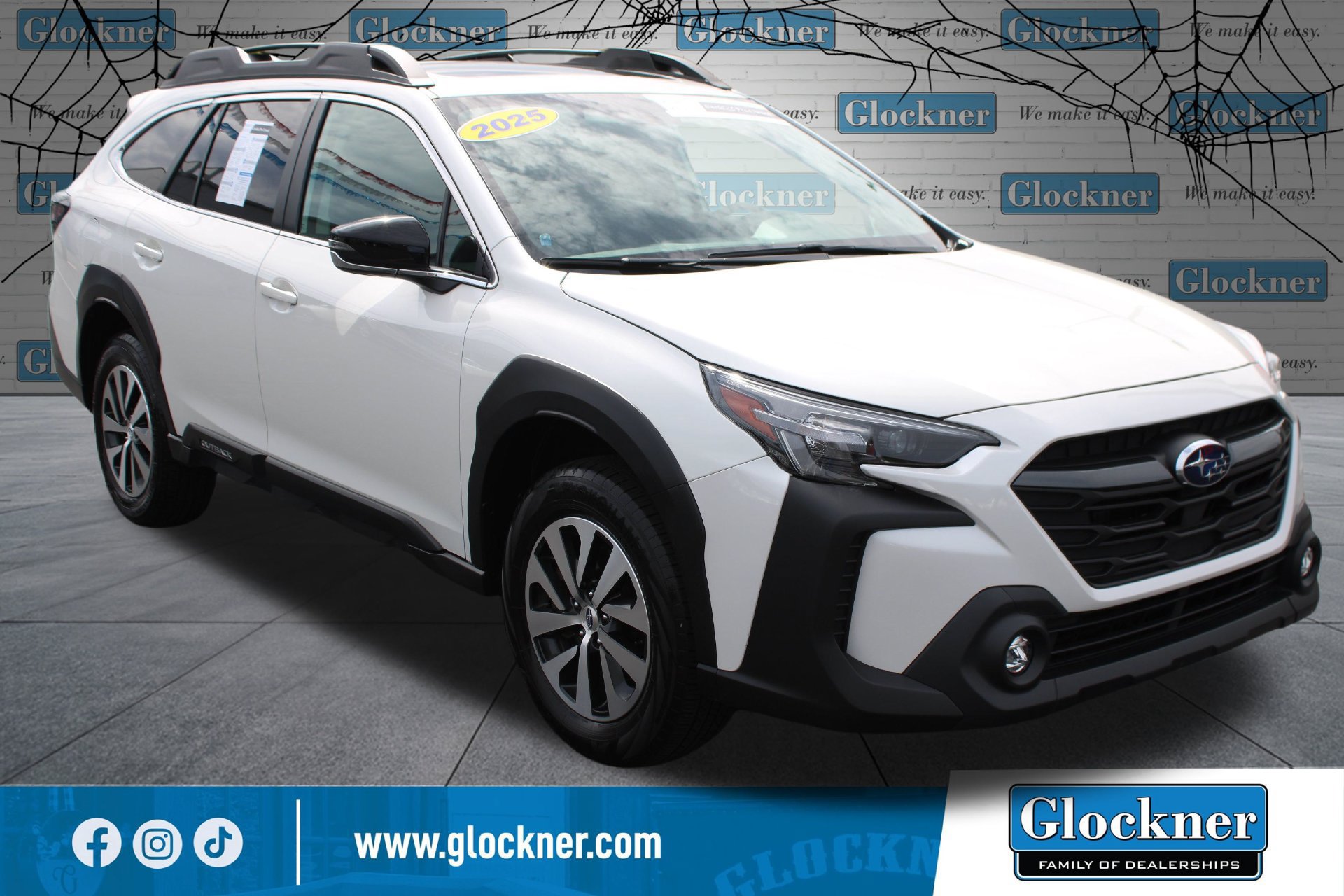 Used 2025 Subaru Outback Premium AWD/4WD image 3