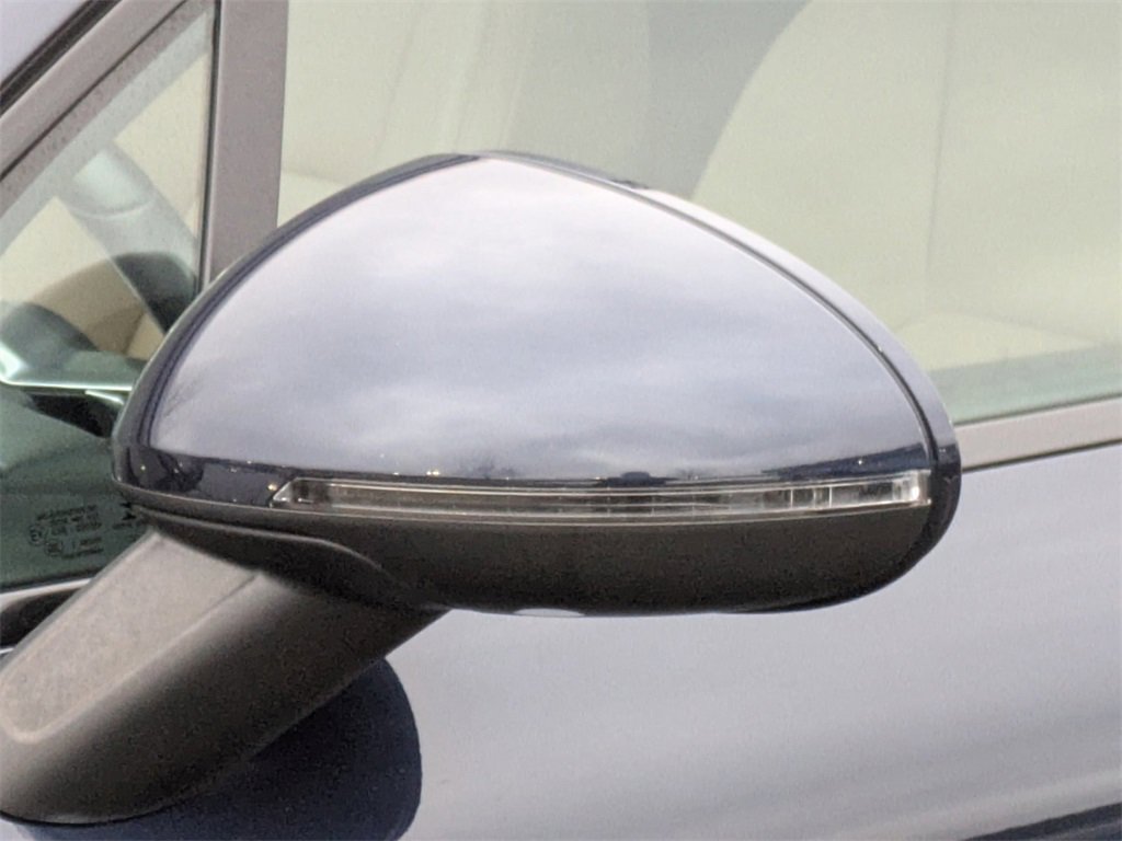 Used 2019 Porsche Macan Base w/ Premium Package Plus image 12