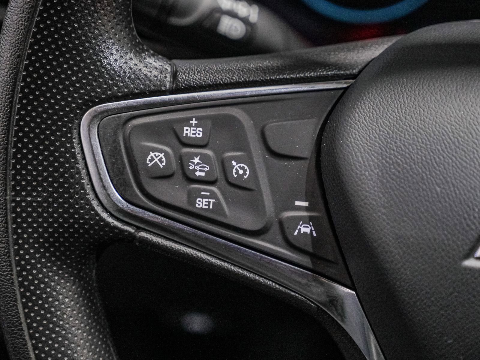 Used 2023 Chevrolet Malibu LT image 31