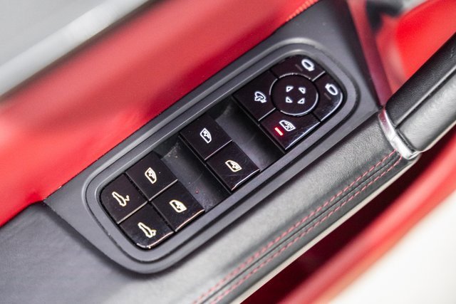 Used 2021 Porsche Cayenne Turbo image 37