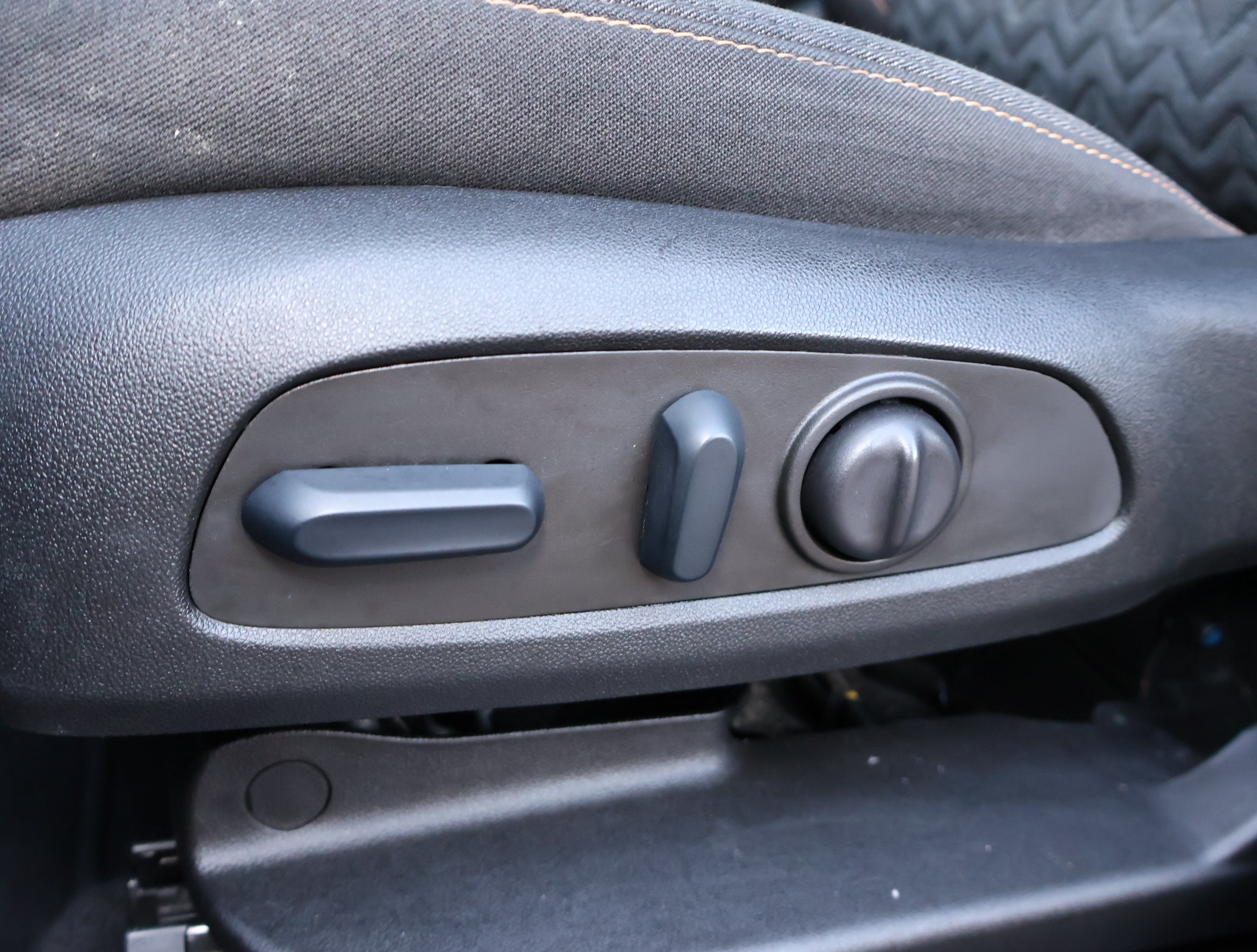Used 2022 Chevrolet Equinox LT FWD image 10
