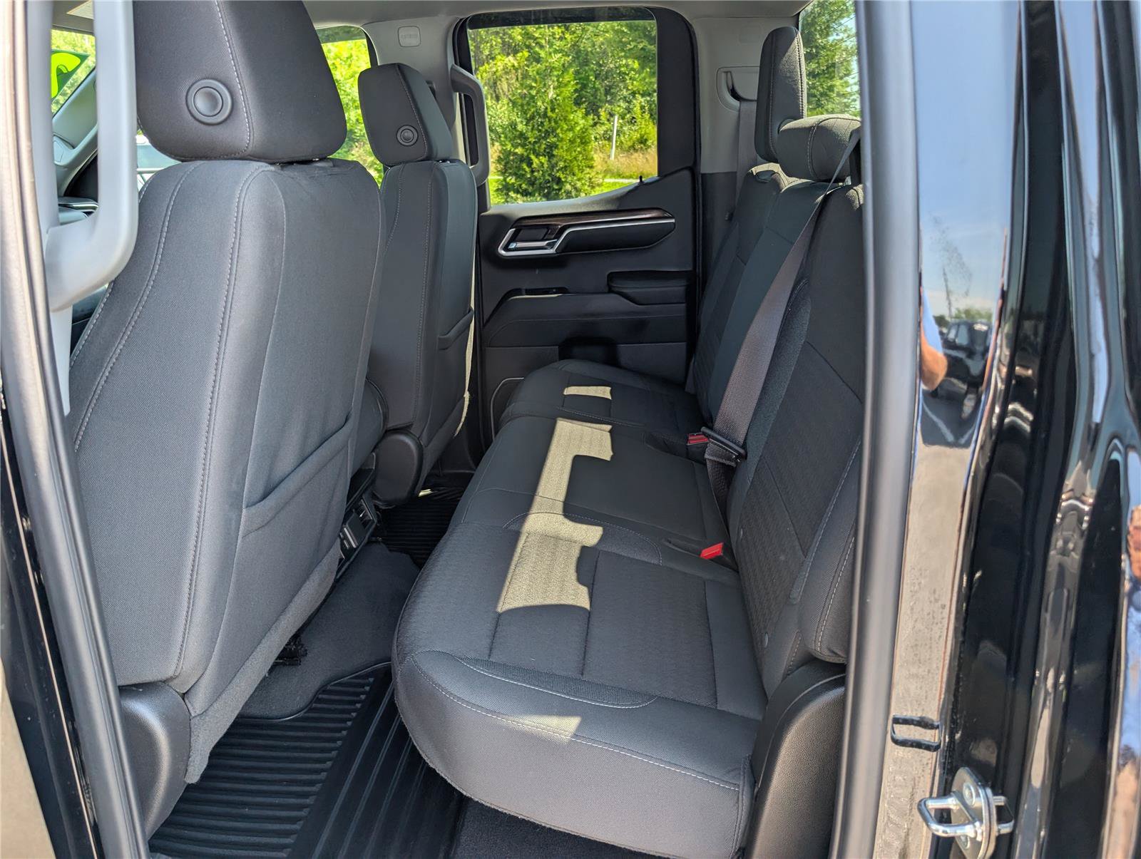 Used 2024 Chevrolet Silverado 1500 RST AWD/4WD image 13