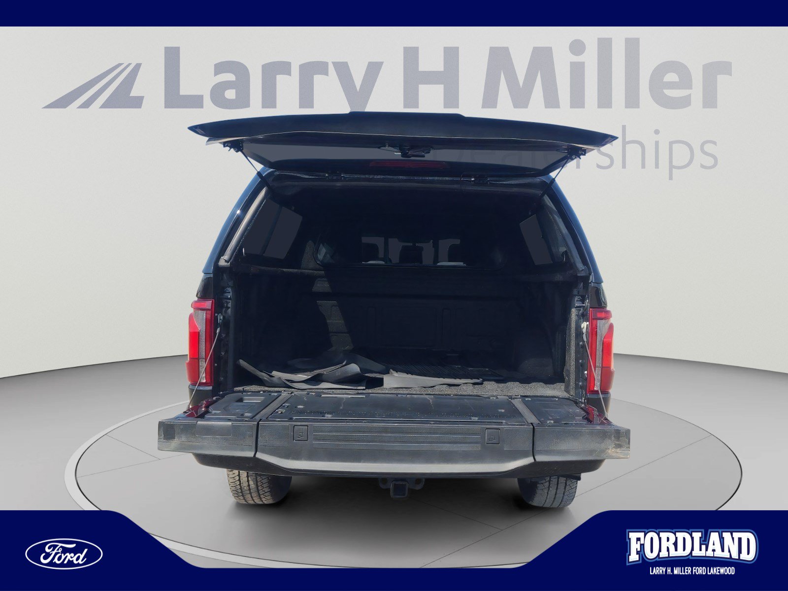 Used 2025 Ford F150 Platinum w/ FX4 Off-Road Package AWD/4WD image 33