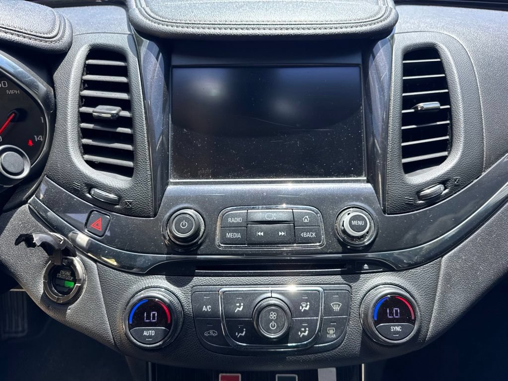 Used 2018 Chevrolet Impala Premier FWD image 12