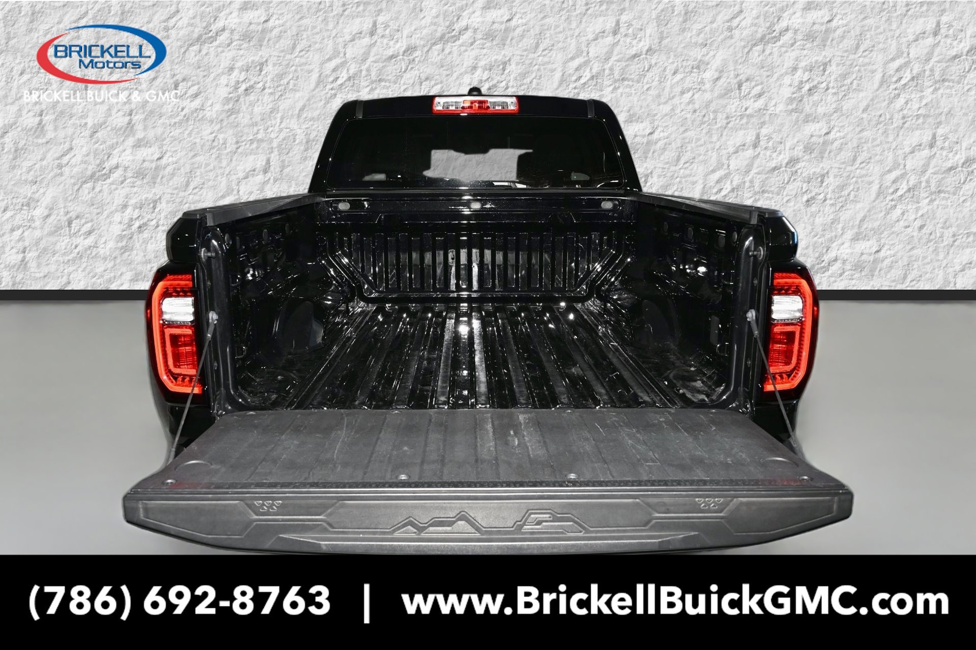 Used 2024 GMC Canyon Elevation RWD image 12