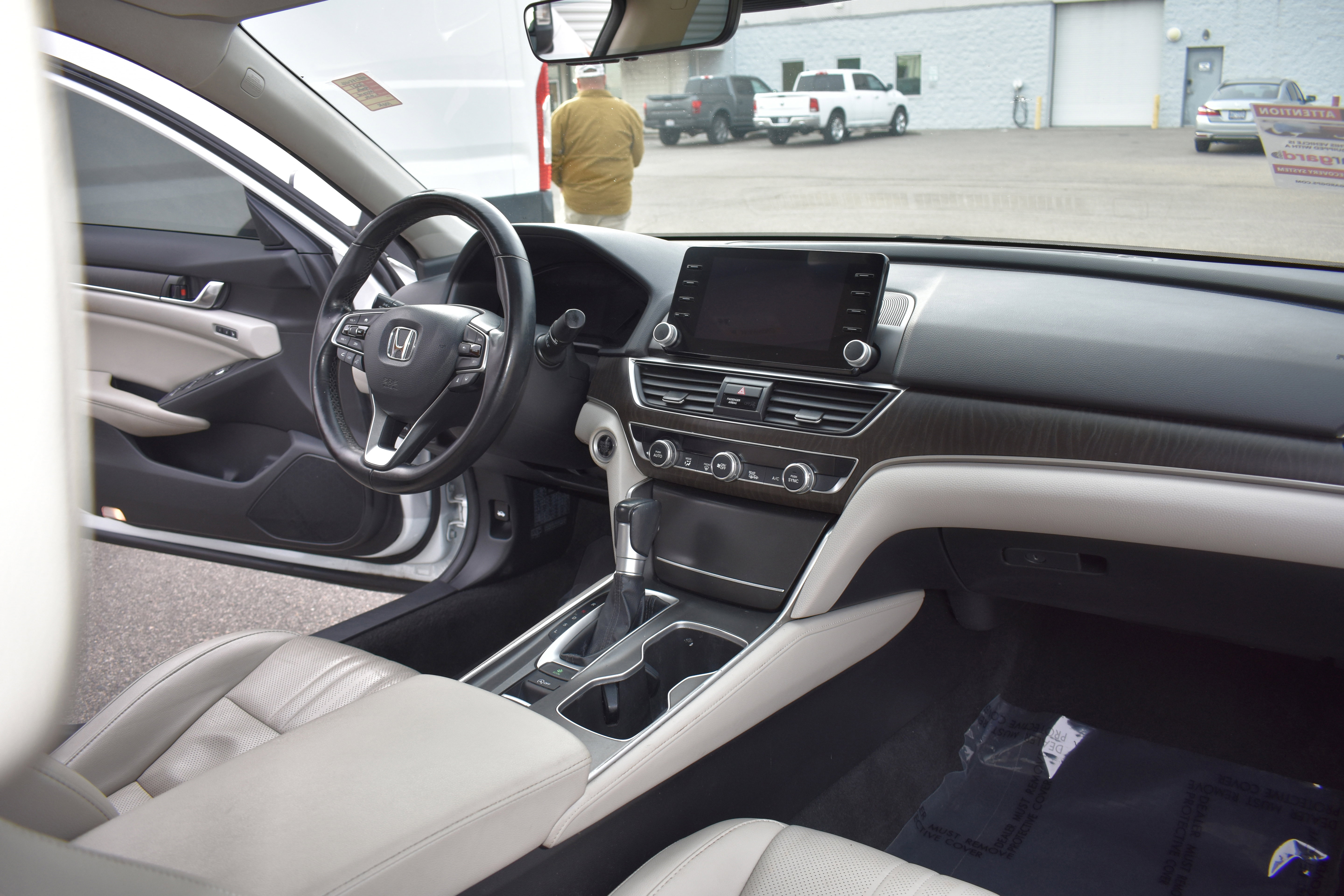 Certified 2021 Honda Accord EX-L image 32