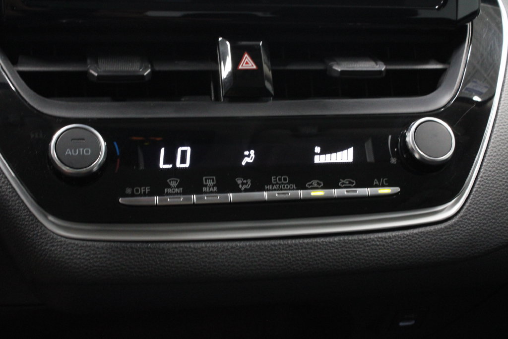 Used 2024 Toyota Corolla LE FWD image 26