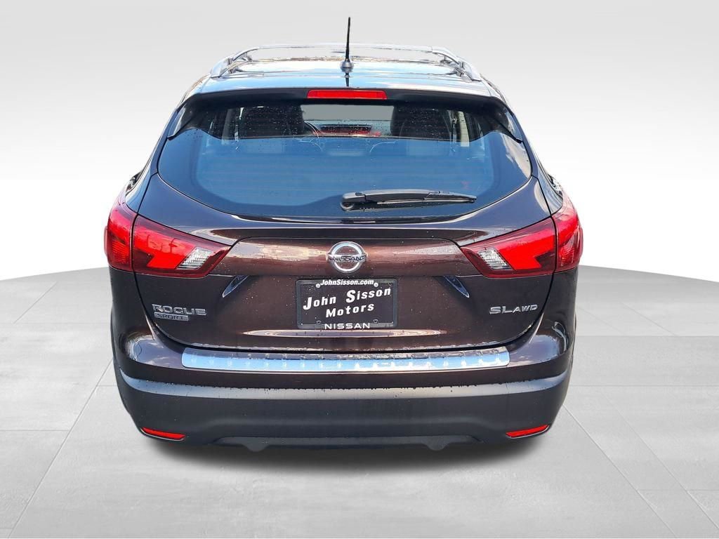 Used 2017 Nissan Rogue Sport SL w/ SL Premium Package image 4