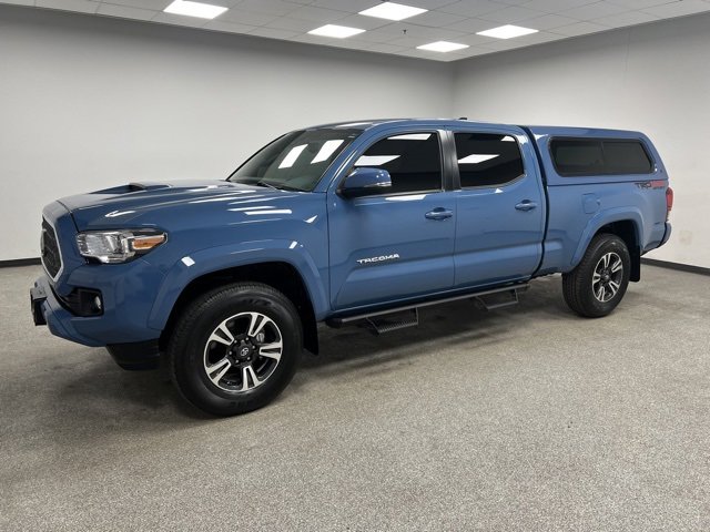 Used 2019 Toyota Tacoma TRD Sport image 5