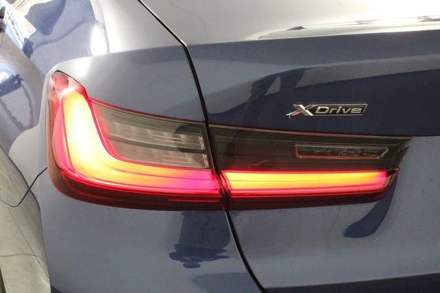 Used 2021 BMW 330i xDrive Sedan w/ Convenience Package image 42