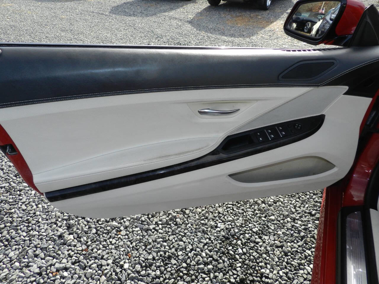 Used 2014 BMW 640i xDrive Convertible w/ M Sport Edition image 27