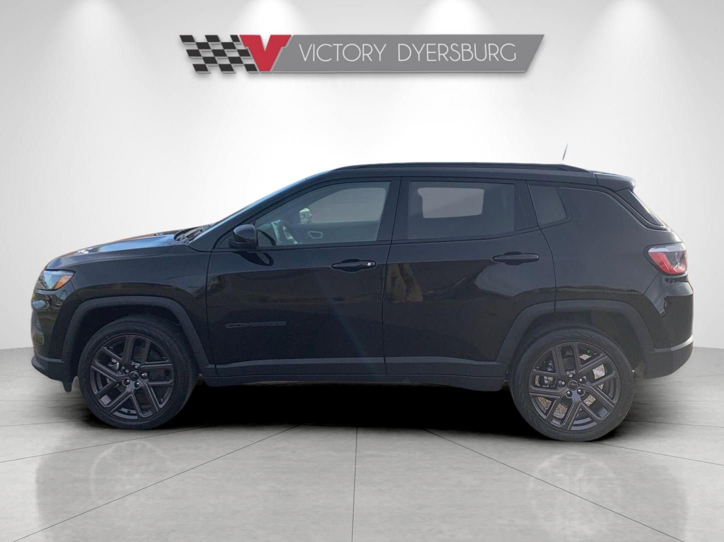 New 2026 Jeep Compass Latitude AWD/4WD image 5