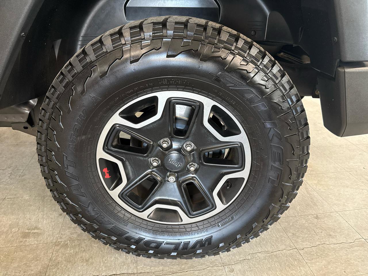 Used 2018 Jeep Wrangler Unlimited Sport w/ Connectivity Group image 85