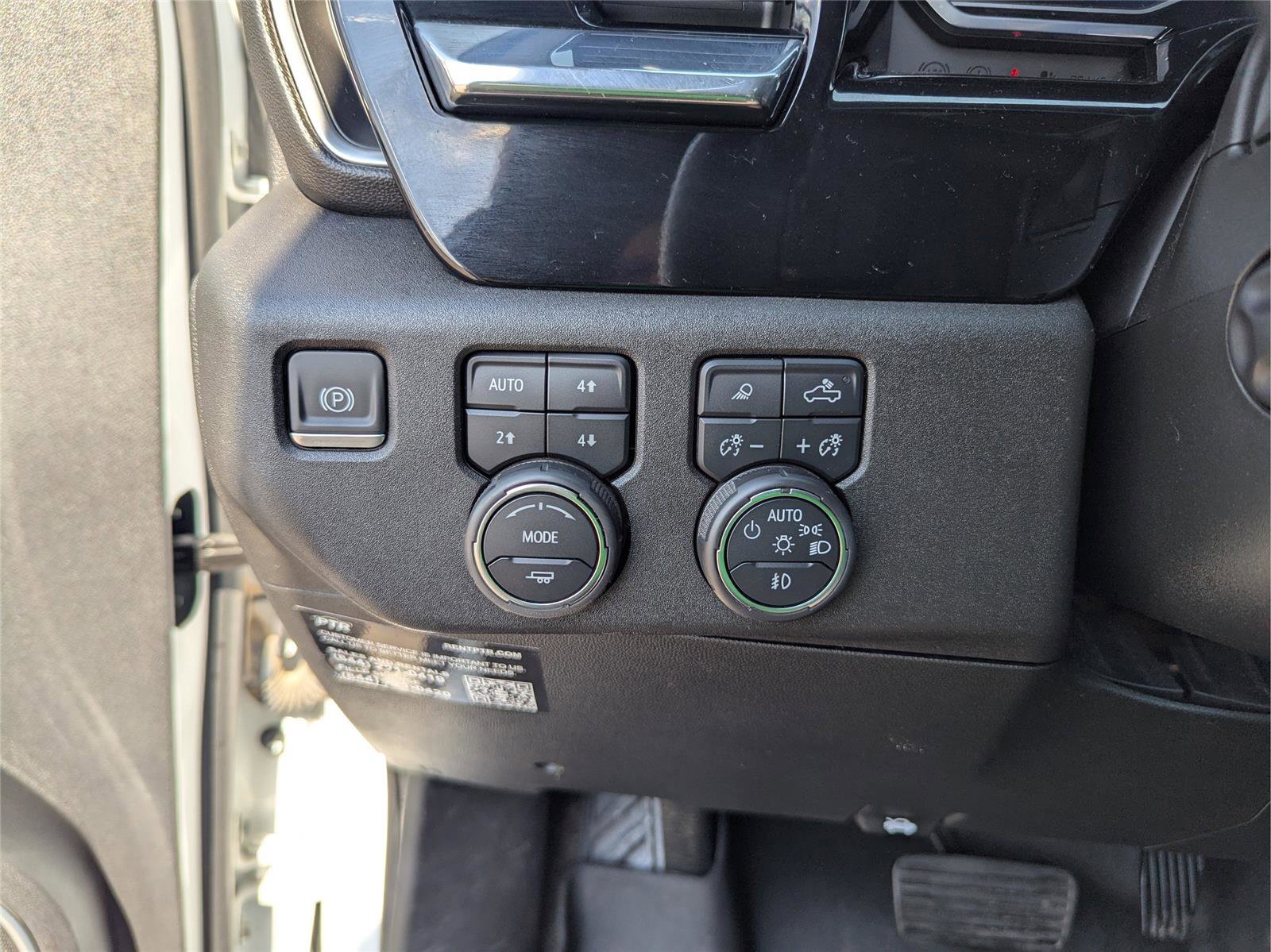 Used 2024 Chevrolet Silverado 1500 LTZ w/ LTZ Convenience Package II image 34