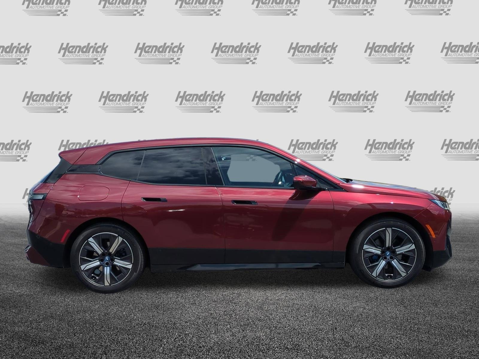 Certified 2023 BMW iX M60 w/ Executive Package AWD/4WD image 10