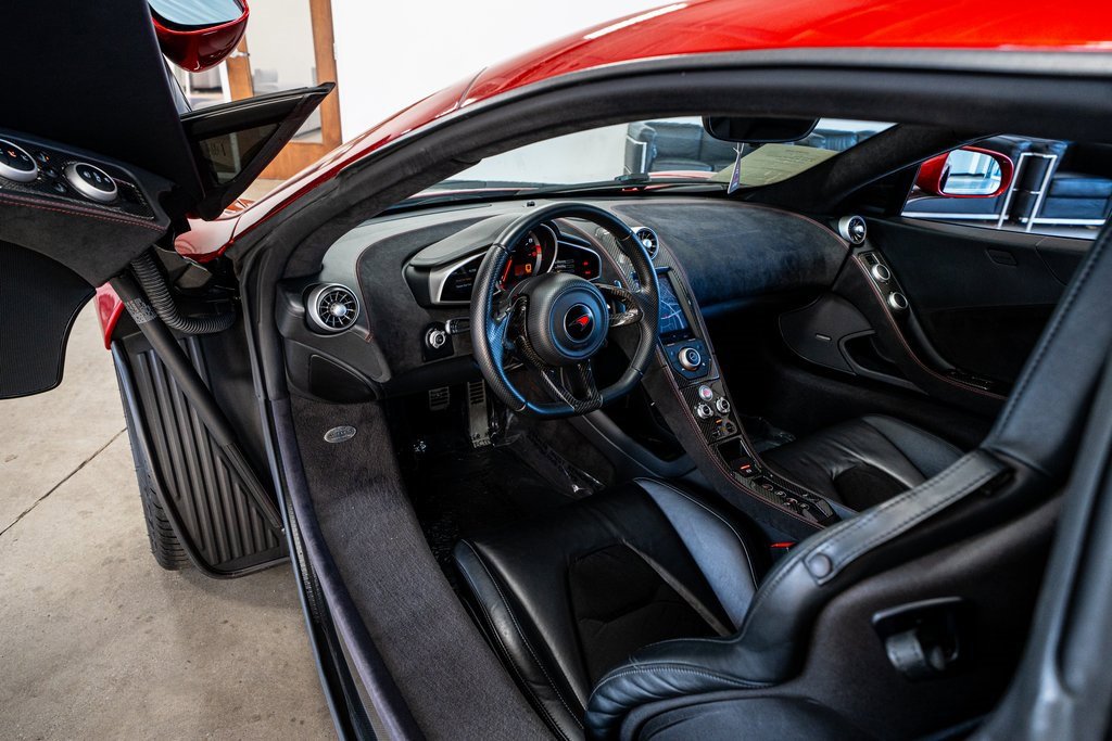 Used 2012 McLaren MP4-12C Coupe image 35