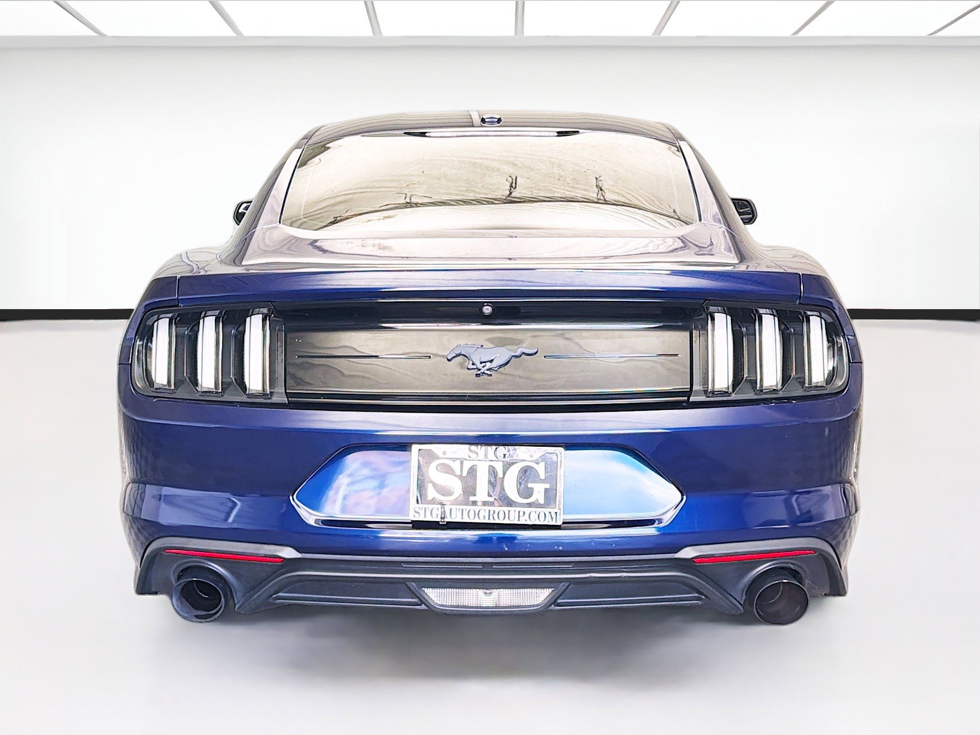 Used 2019 Ford Mustang Coupe RWD image 5