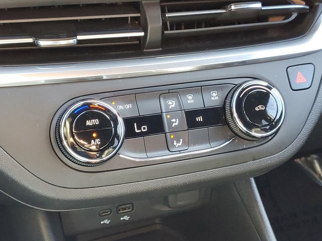 Used 2024 Buick Envista Preferred FWD image 20