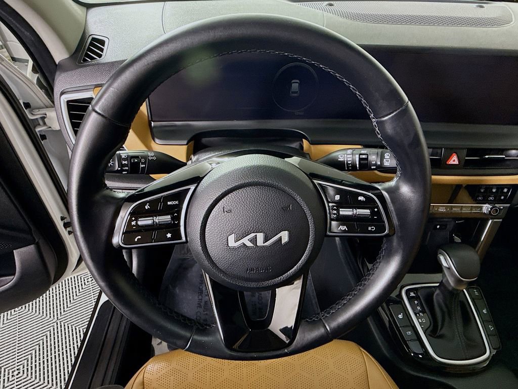 Used 2024 Kia Seltos EX image 21