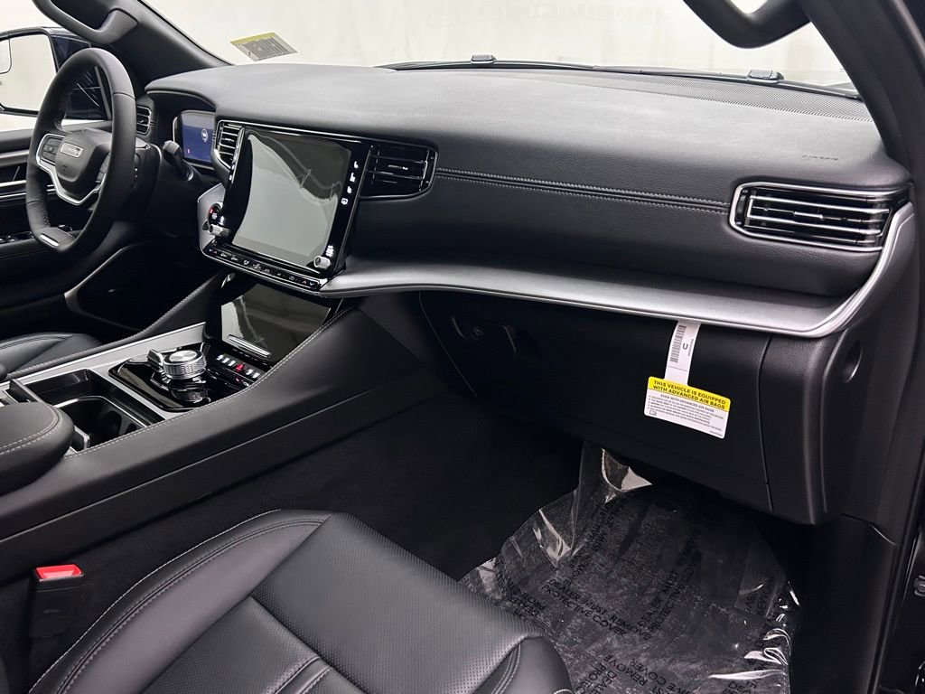 New 2026 Jeep Grand Wagoneer L 4WD image 18