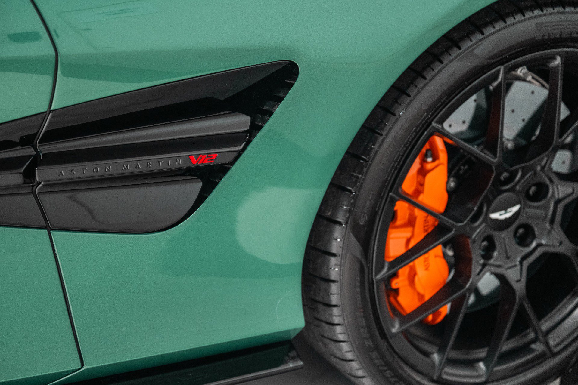 New 2026 Aston Martin Vanquish Convertible image 46