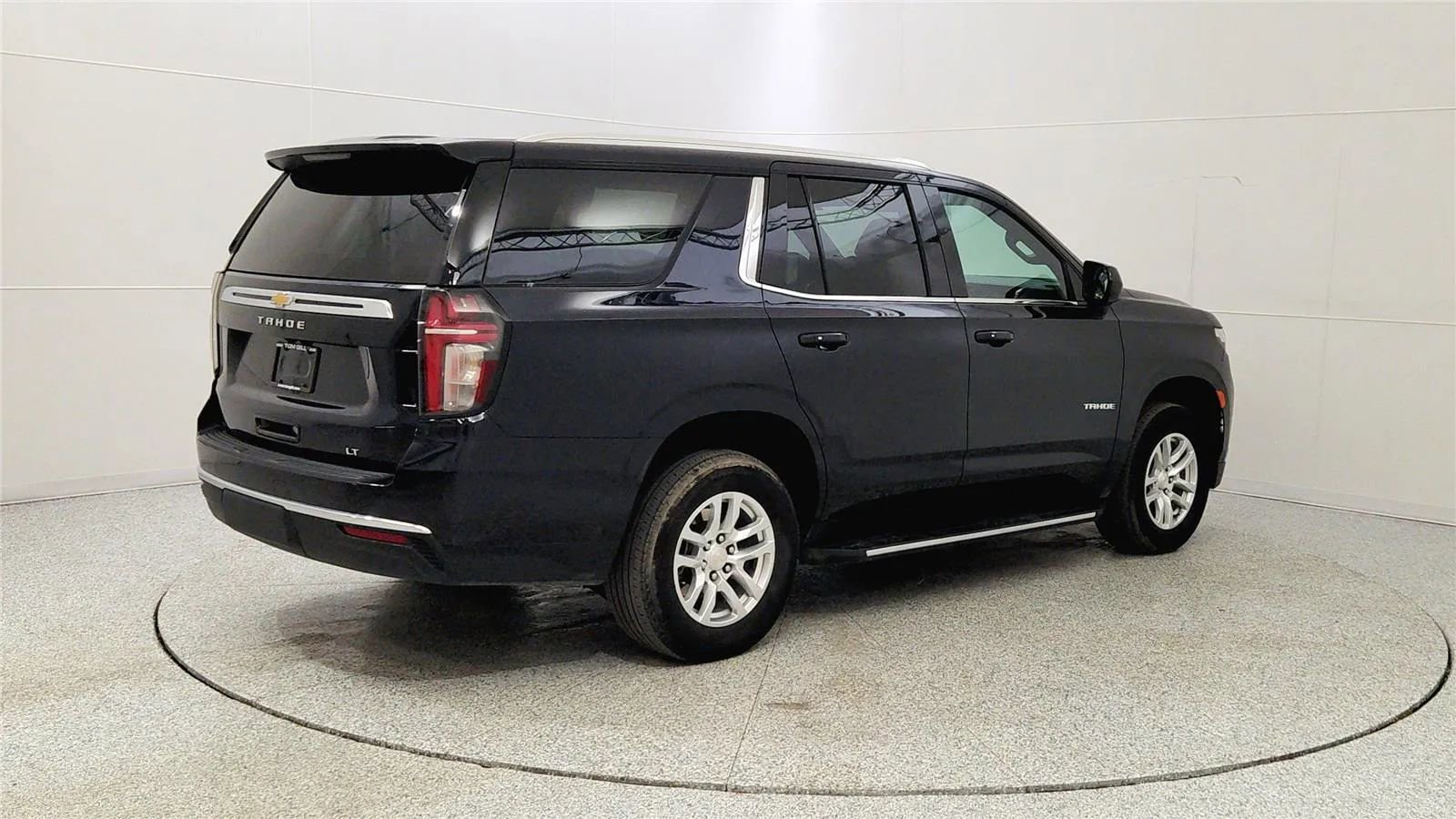 Used 2024 Chevrolet Tahoe LT image 7