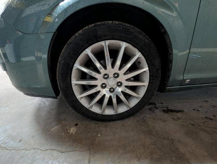 Used 2009 Saturn Aura XR FWD image 11
