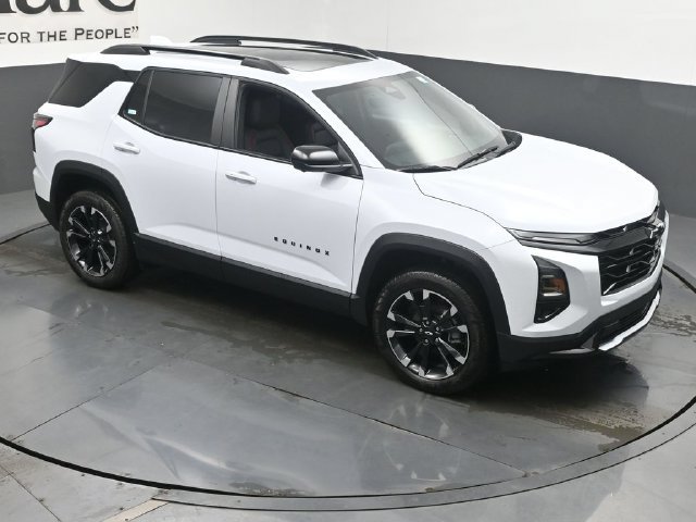 New 2027 Chevrolet Equinox RS w/ Safety and Technology Package FWD image 16