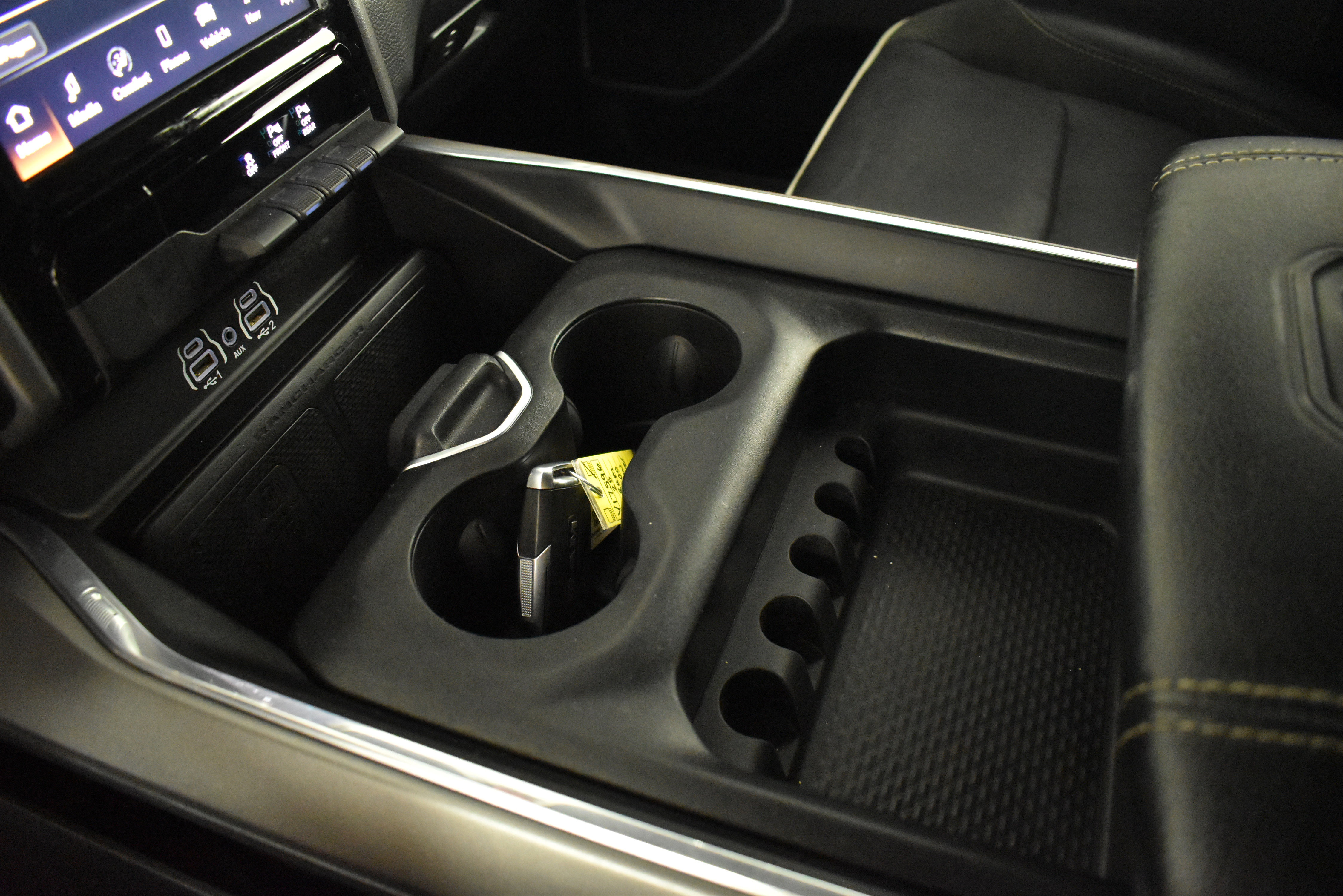 Used 2025 RAM 1500 Laramie image 36