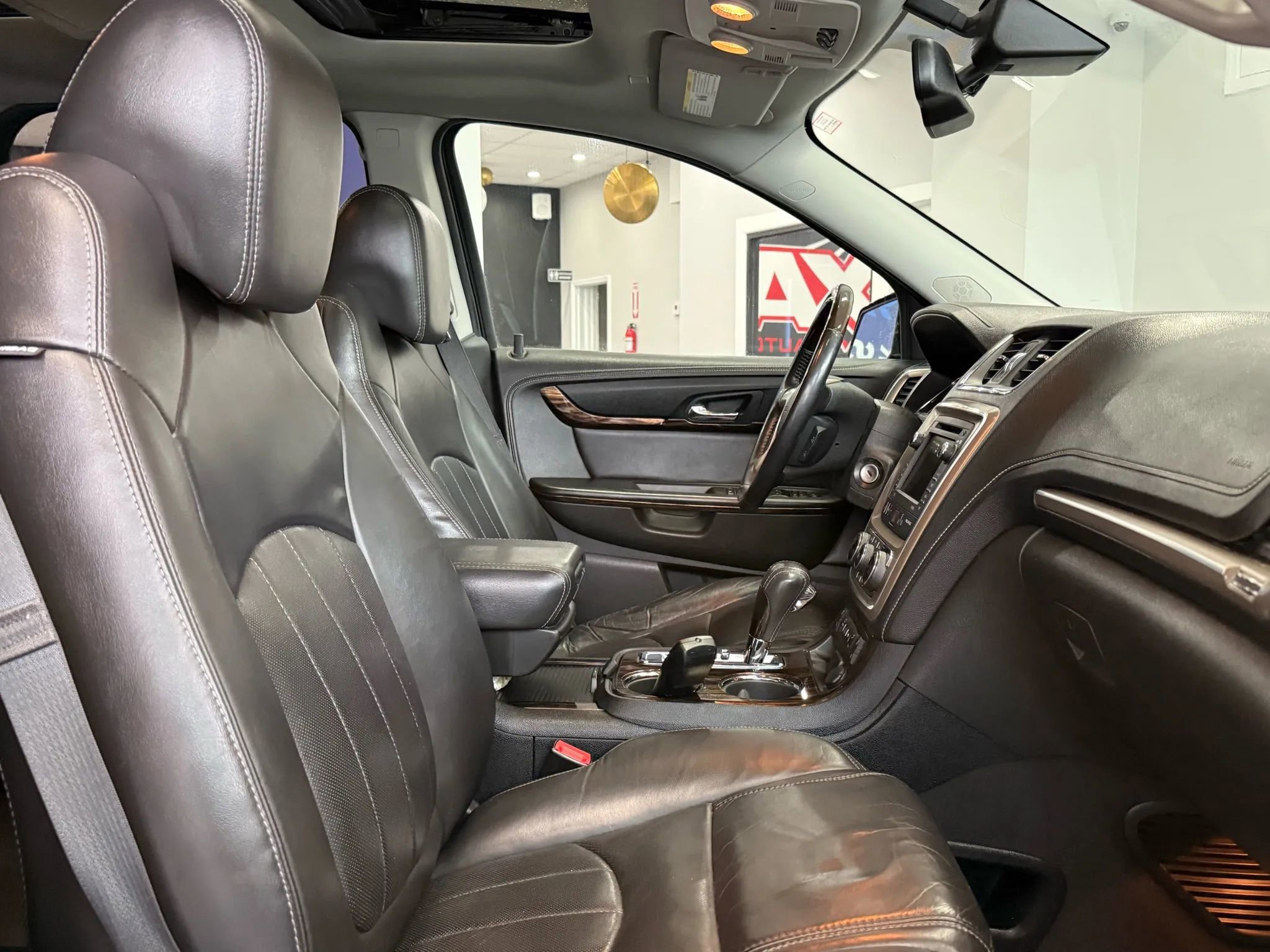 Used 2016 GMC Acadia Denali image 18