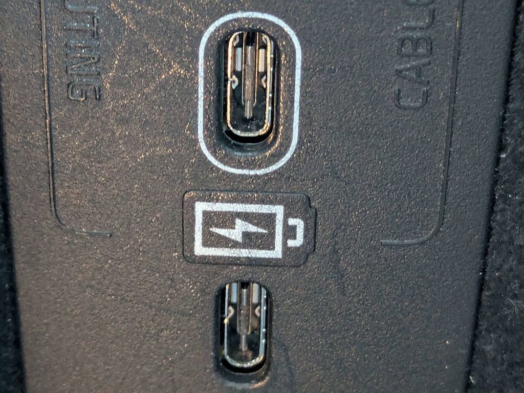 Certified 2023 Volvo XC60 B5 Ultimate w/ Protection Package Premier FWD image 25