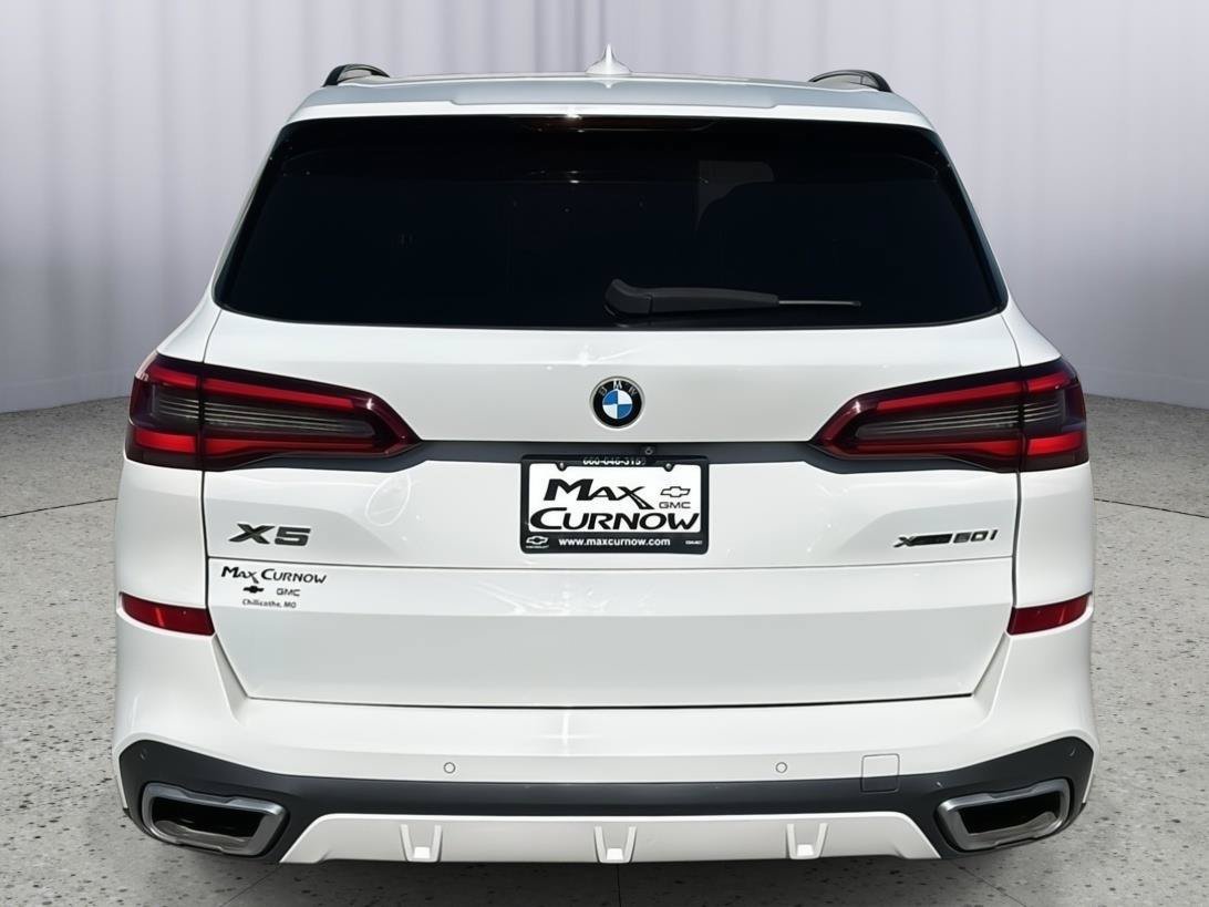 Used 2019 BMW X5 xDrive50i w/ M Sport Package AWD/4WD image 4