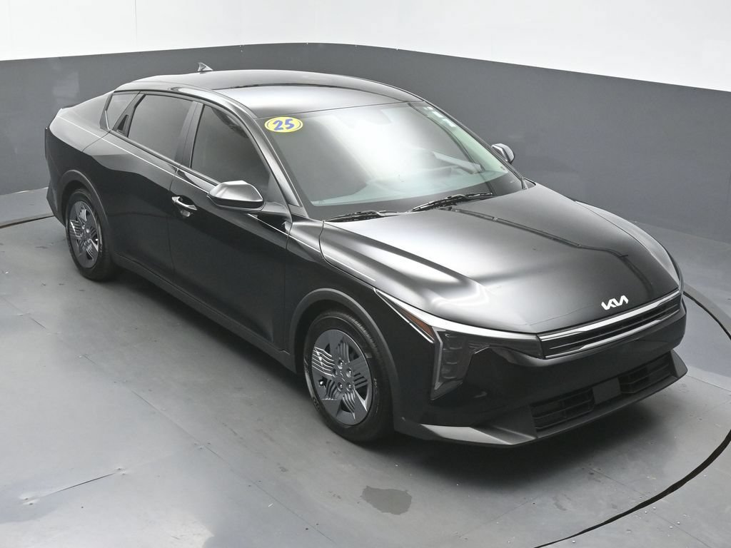 Used 2025 Kia K4 FWD image 39