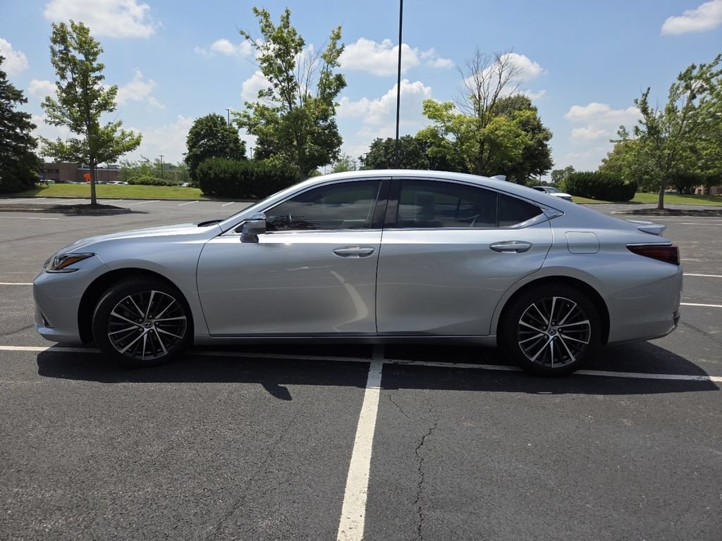 Used 2022 Lexus ES 250 w/ Premium Package AWD/4WD image 20