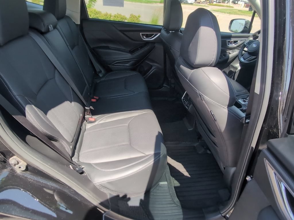 Used 2023 Subaru Forester Touring AWD/4WD image 29