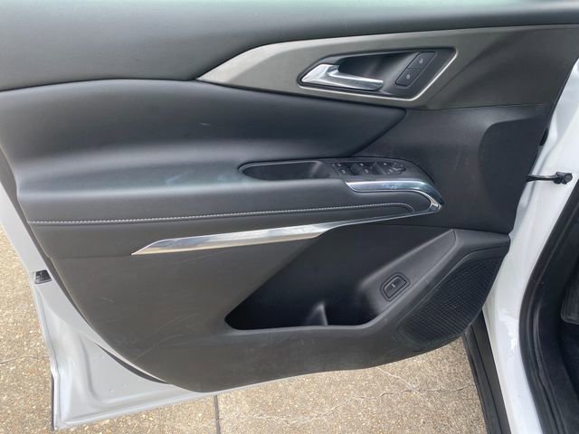 Used 2025 Chevrolet Traverse LT FWD image 13