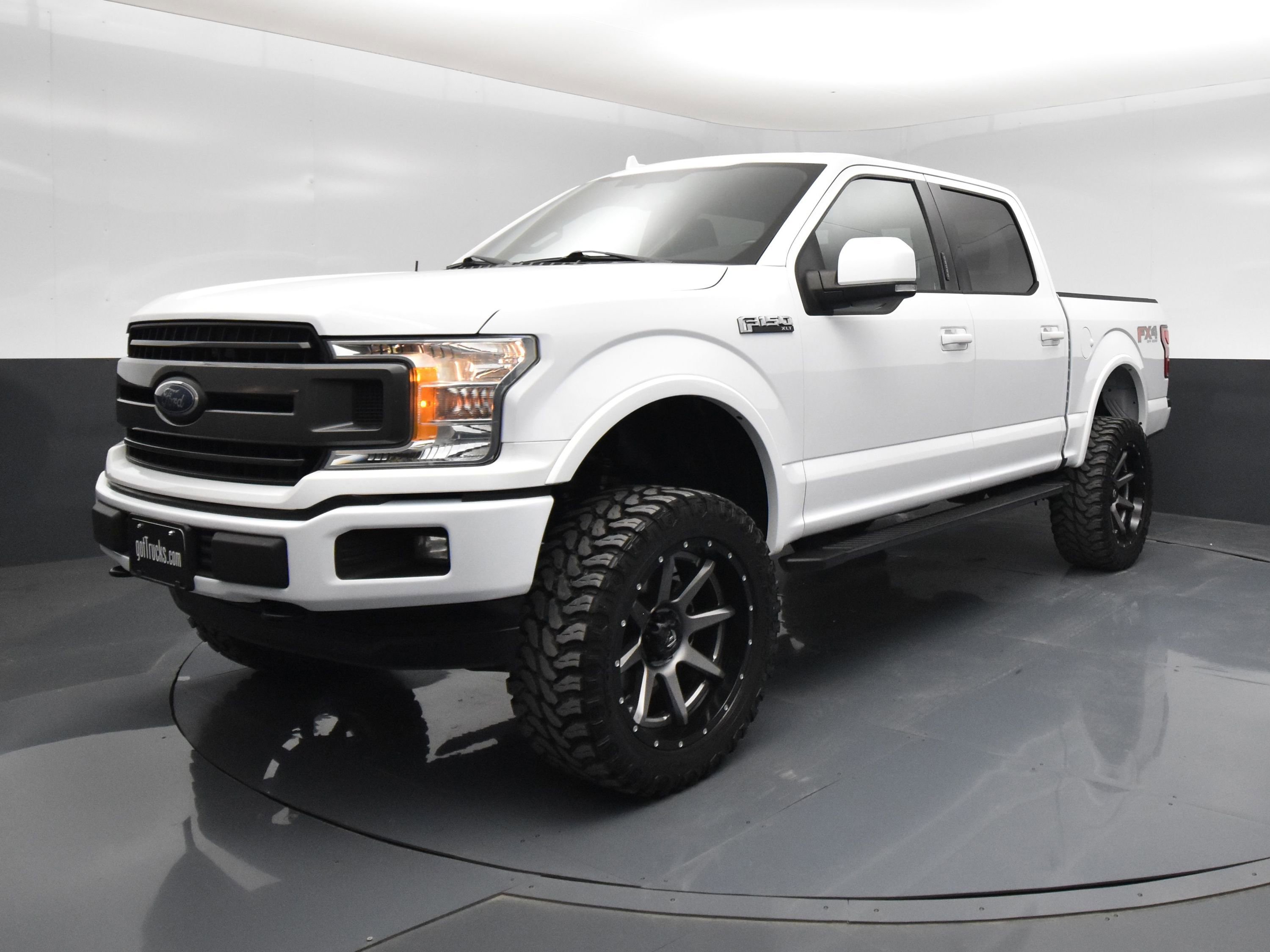 Used 2018 Ford F150 XLT w/ Equipment Group 302A Luxury image 2