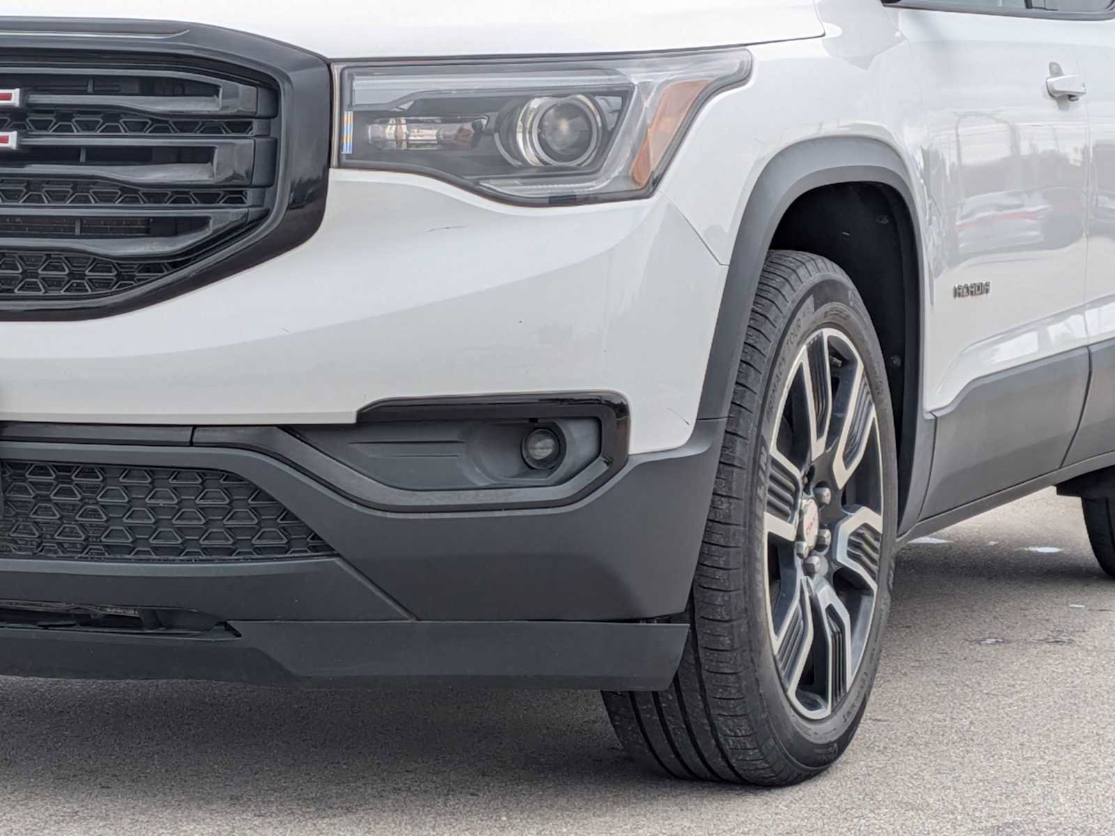 Used 2019 GMC Acadia SLT w/ Black Edition AWD/4WD image 11
