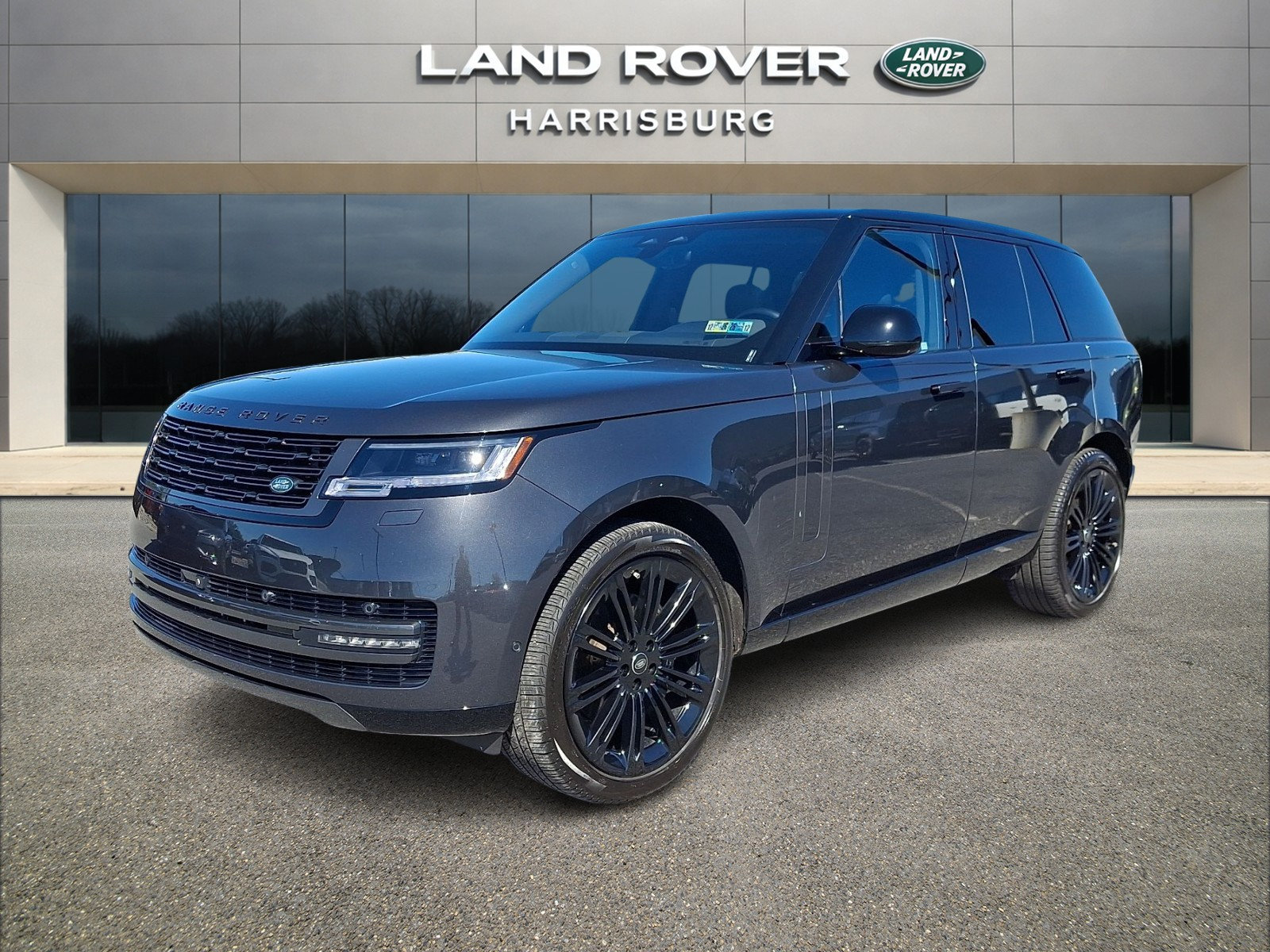 Used 2025 Land Rover Range Rover SE
