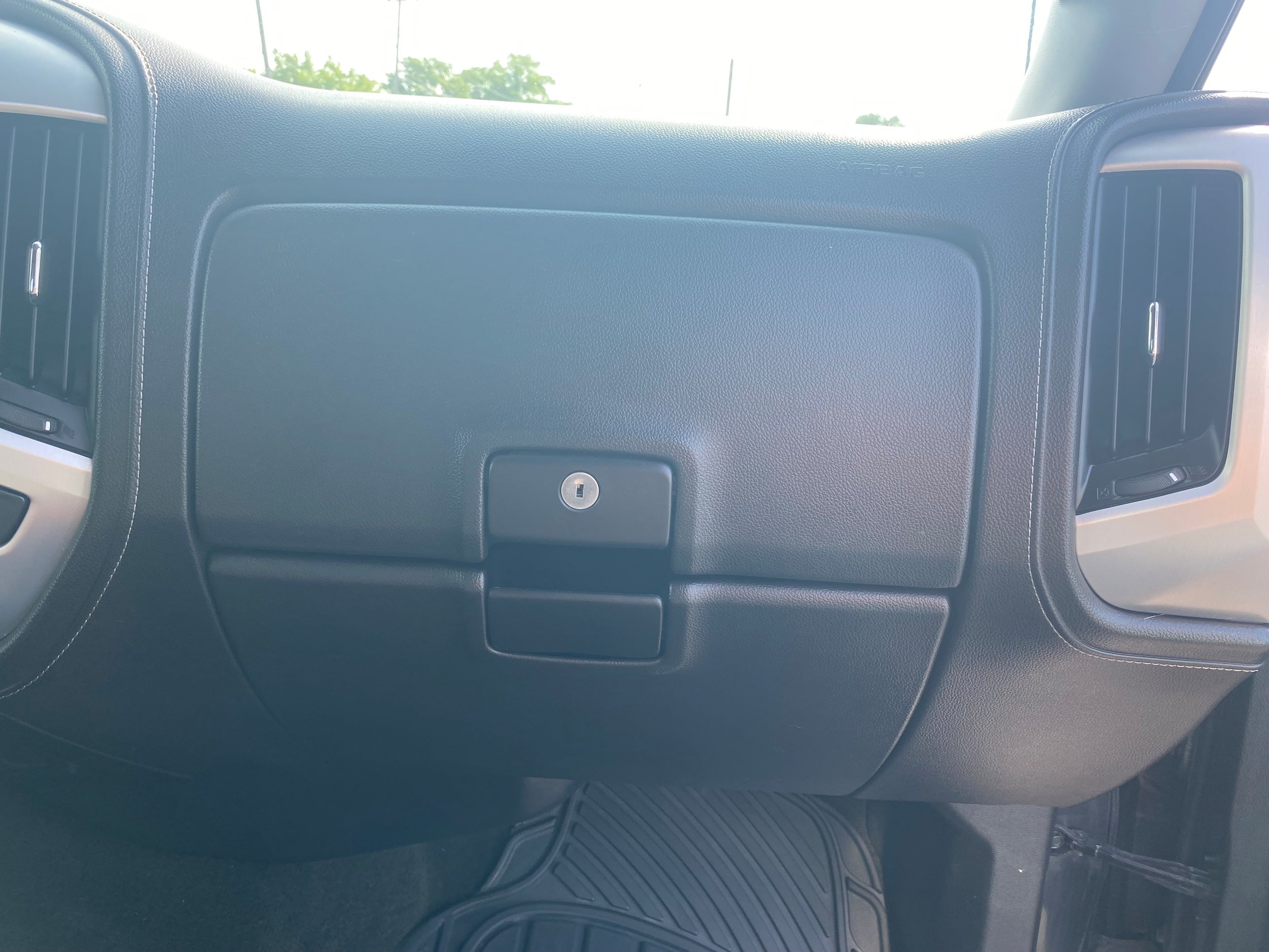 Used 2014 GMC Sierra 1500 SLE AWD/4WD image 16