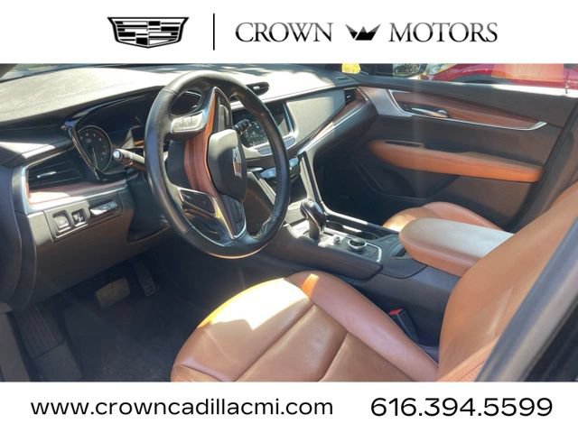 Certified 2024 Cadillac XT5 Premium Luxury w/ Technology Package AWD/4WD image 11