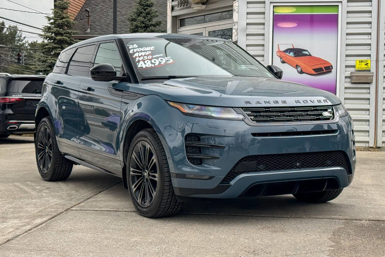 Used 2026 Land Rover Range Rover Evoque Dynamic SE image 1