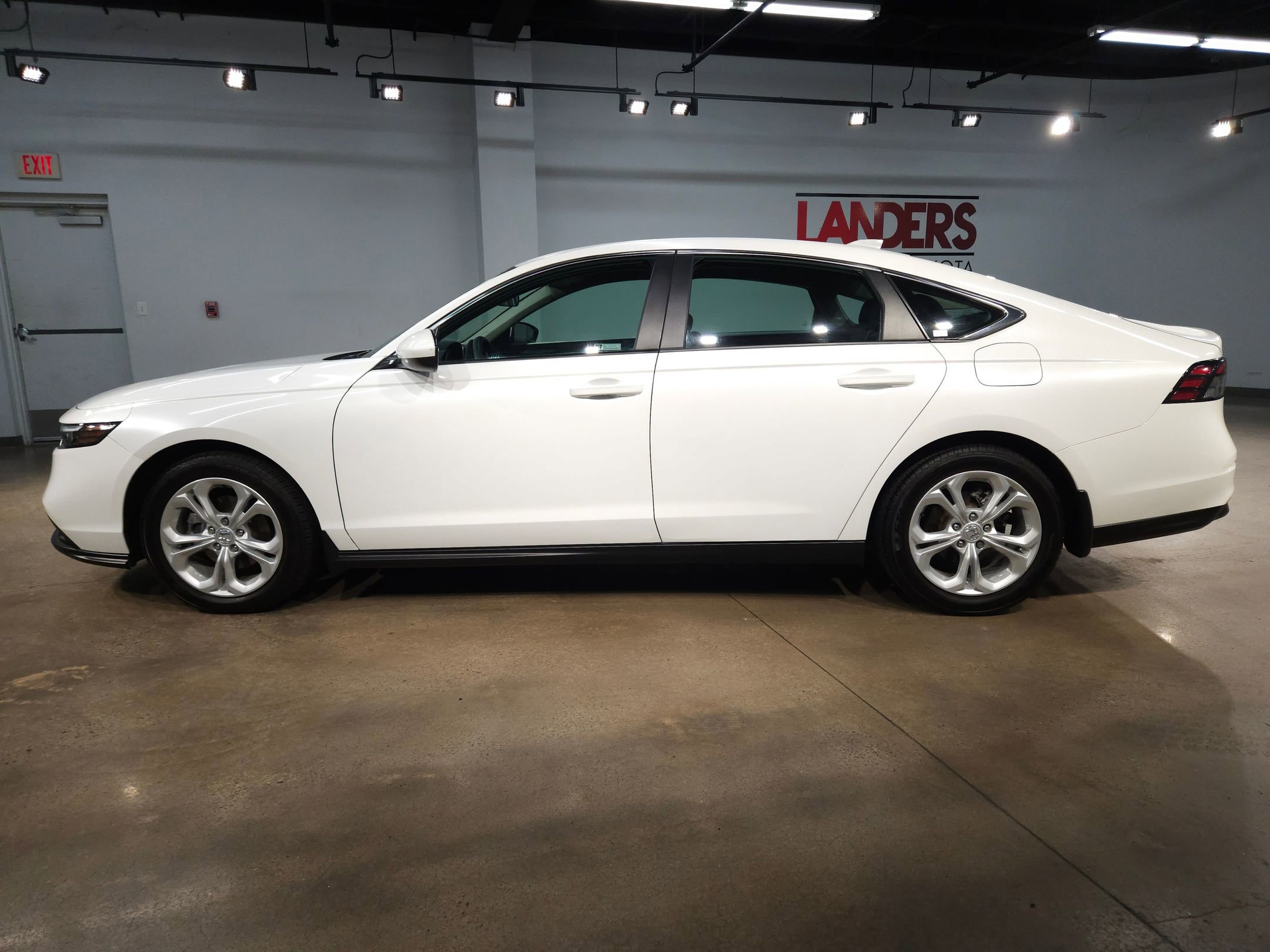 Used 2024 Honda Accord LX image 4