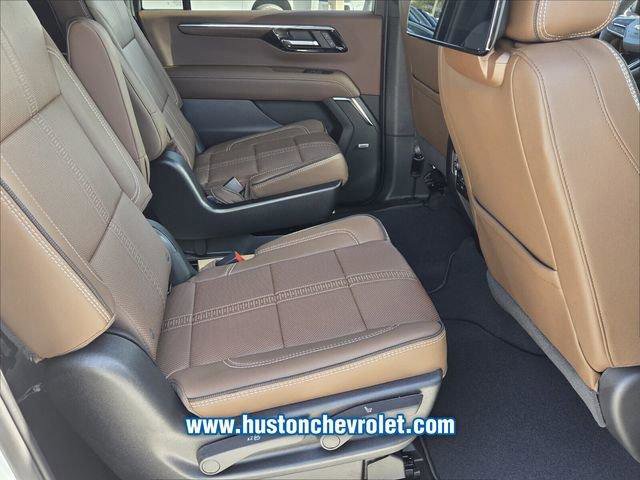 New 2026 Chevrolet Suburban High Country image 25