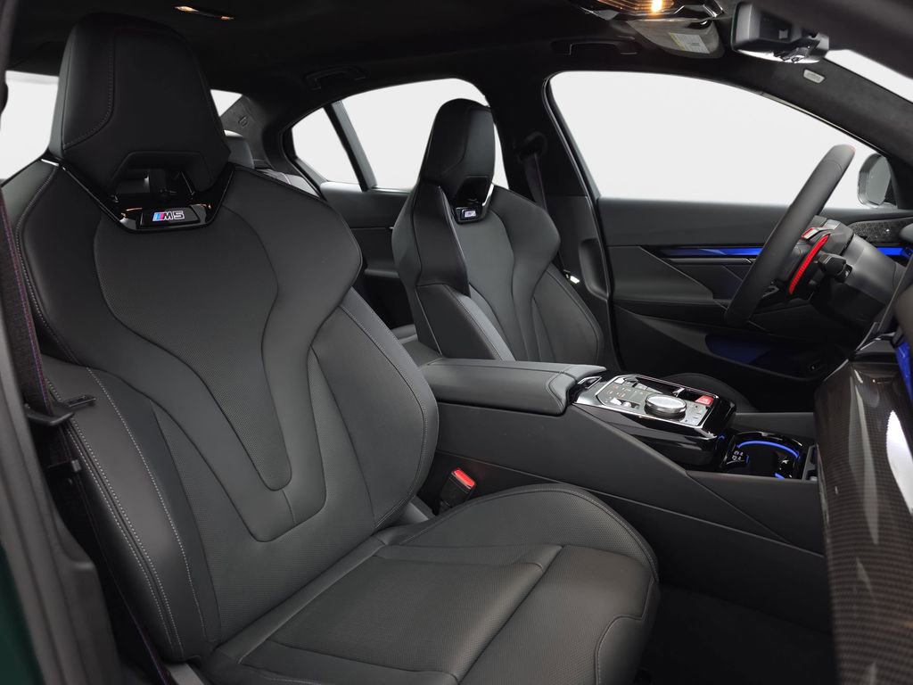 New 2026 BMW M5 image 9