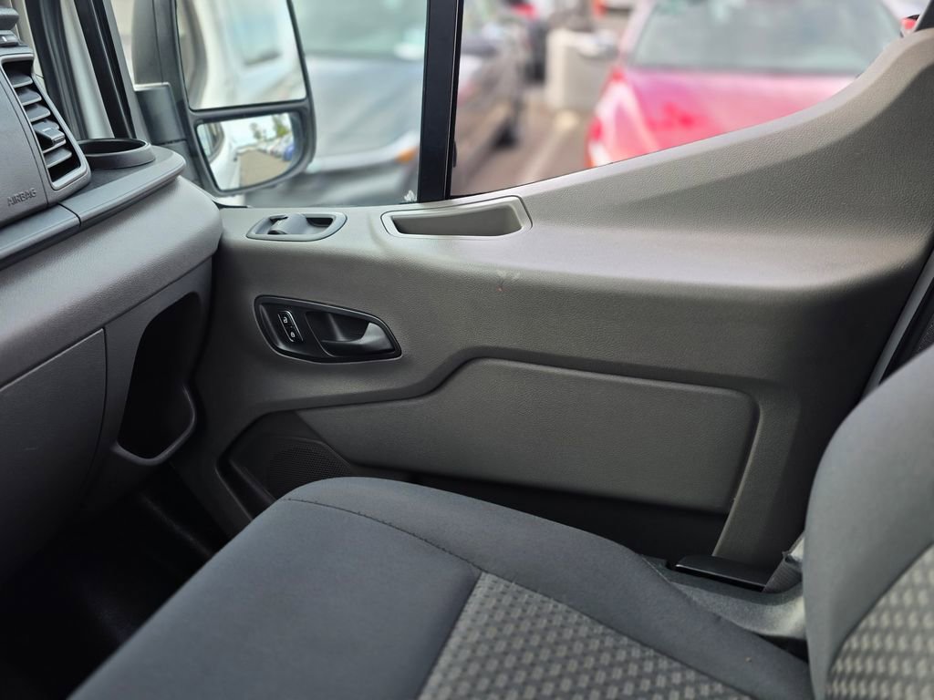 Used 2024 Ford Transit 250 Low Roof w/ Exterior Upgrade Package RWD image 25